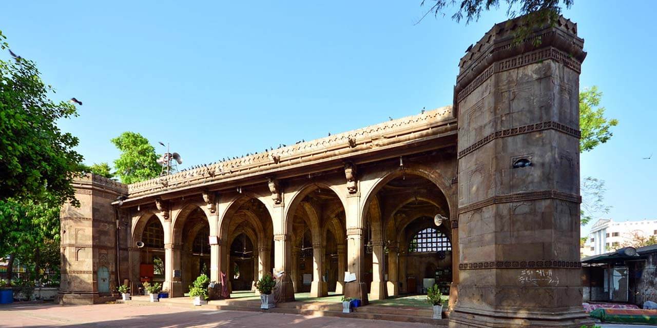 sidi-saiyed-mosque-ahmedabad